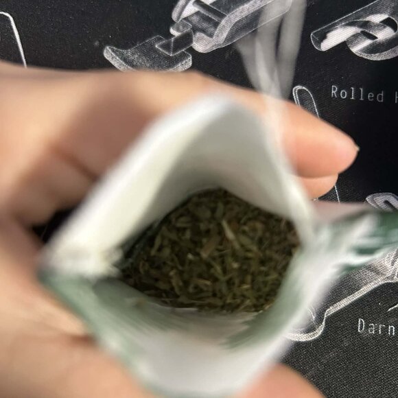 🪡Handmade CATS Reversible Gray Eiffel Tower Print Bandana and Catnip Pouch Set - Picture 3 of 3